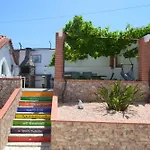 Villa Rustic Chick *