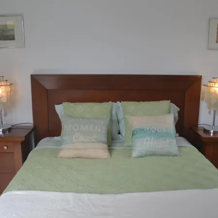 Villa Rustic Chick